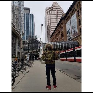 Meet your Posher, Ahmed